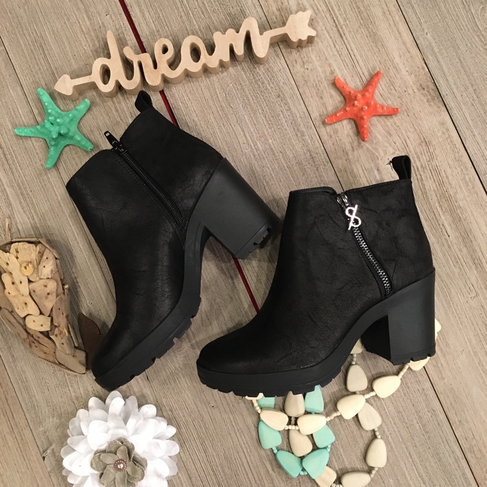 Parker & Sky Boots